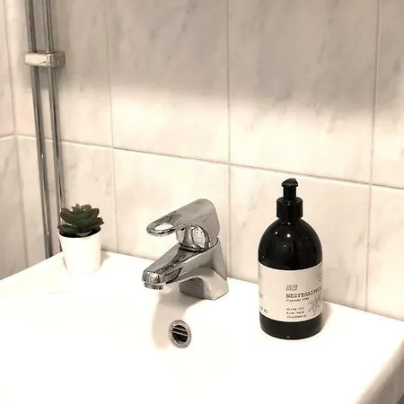 City Finland Ydinkeskusta | 33m² | Ylin Krs. Apartment *